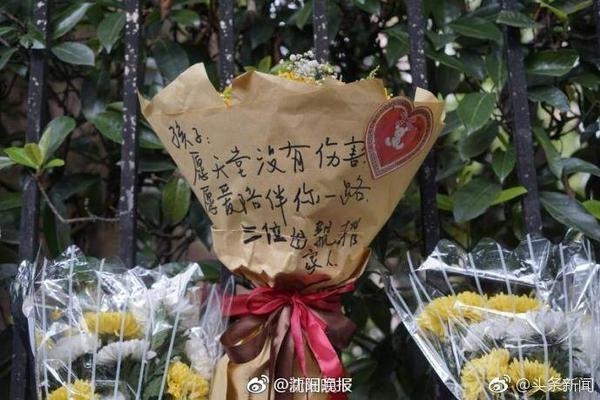 球员生涯总转会费排名：内马尔4亿欧居首，卢卡库、C罗二三位